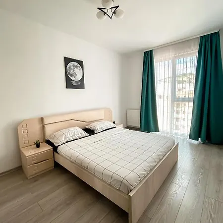 Urban Loft With Private Parking - Premiere Hospital