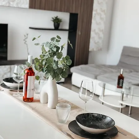 Urban Loft With Private Parking - Premiere Hospital * Timisoara