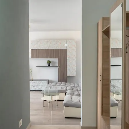 Urban Loft With Private Parking - Premiere Hospital * Timişoara