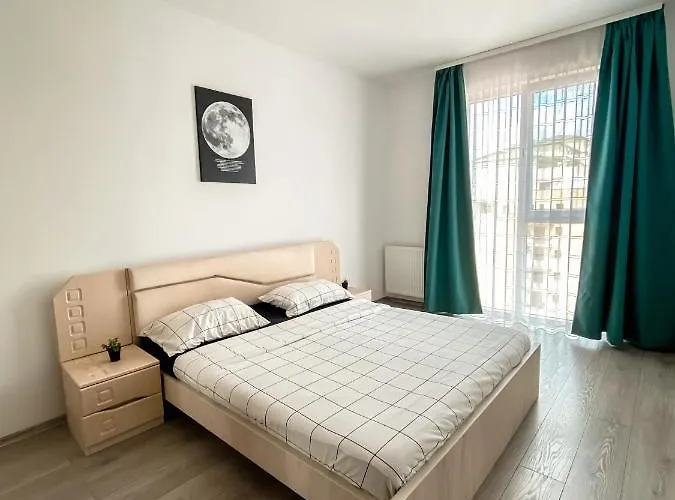 Urban Loft With Private Parking - Premiere Hospital