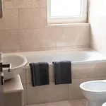 Apartment Urban Loft With Private Parking - Premiere Hospital *